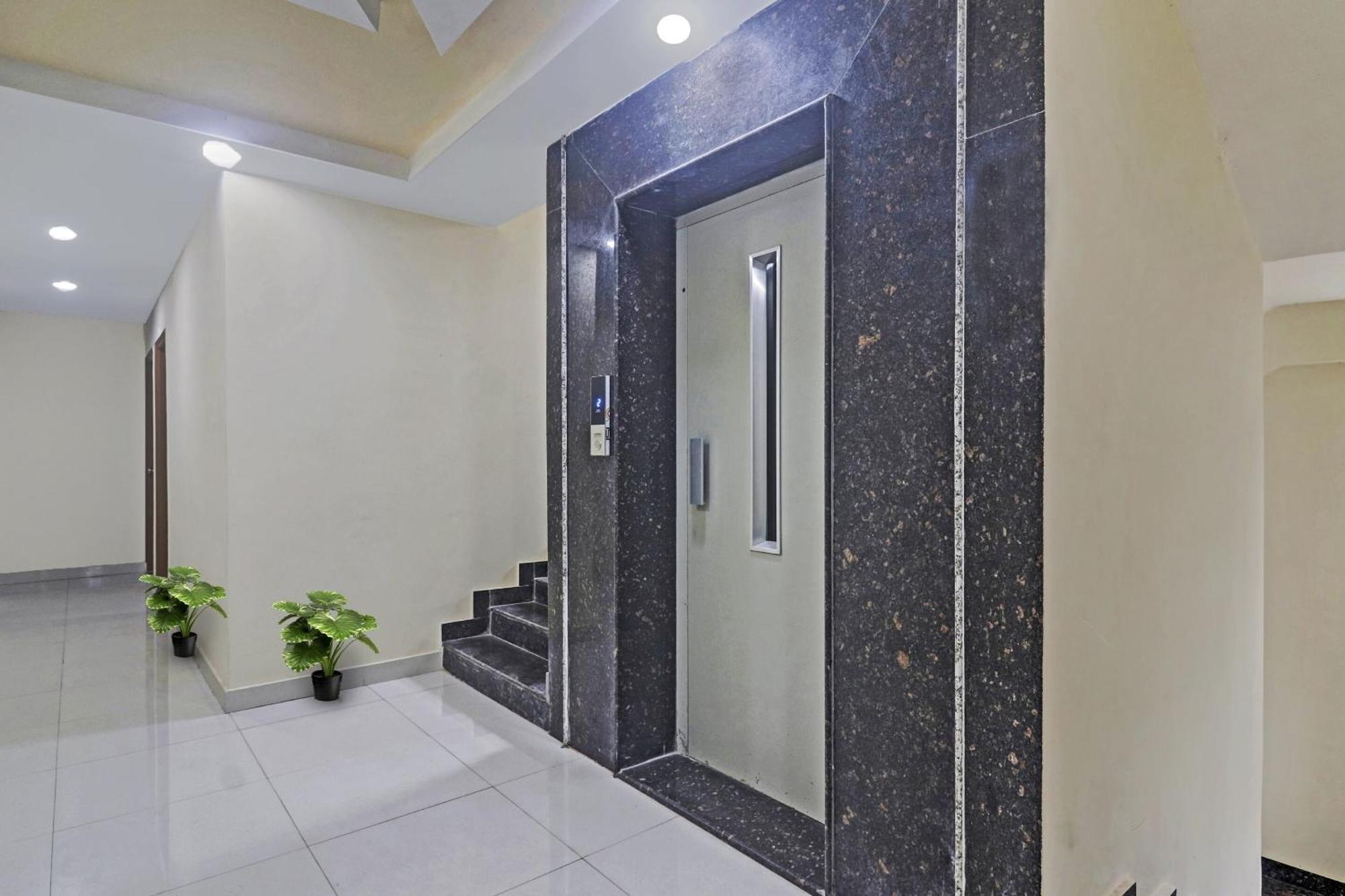 Super Hotel O Qualia Pride Financial District Gachibowli Eksteriør bilde